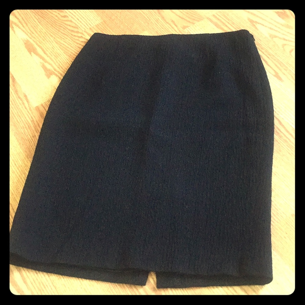 High-waisted Pencil Textured Black Dress Skirt
